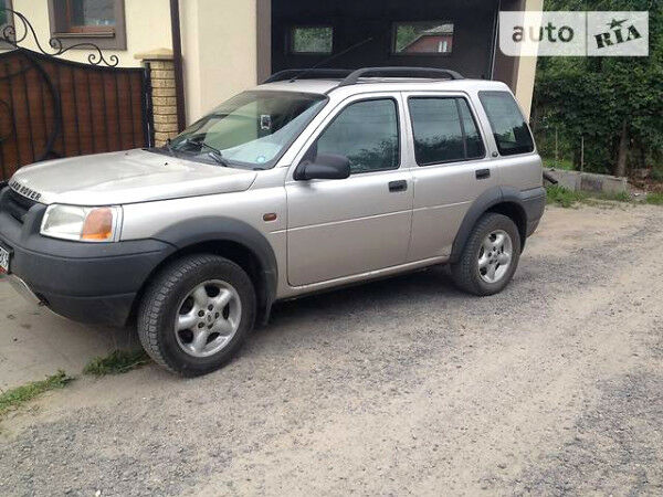 Сірий Ленд Ровер Freelander, об'ємом двигуна 2 л та пробігом 255 тис. км за 2700 $, фото 1 на Automoto.ua