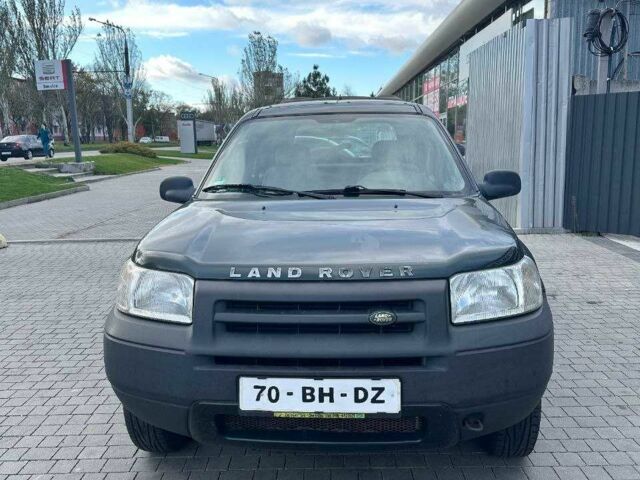 Зелений Ленд Ровер Freelander, об'ємом двигуна 2 л та пробігом 260 тис. км за 3500 $, фото 1 на Automoto.ua