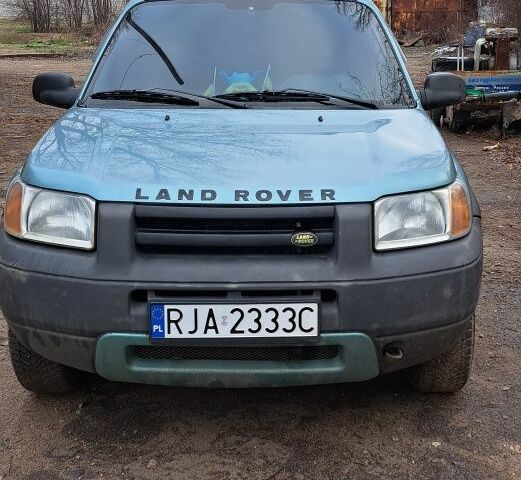 Зелений Ленд Ровер Freelander, об'ємом двигуна 2 л та пробігом 290 тис. км за 3200 $, фото 1 на Automoto.ua