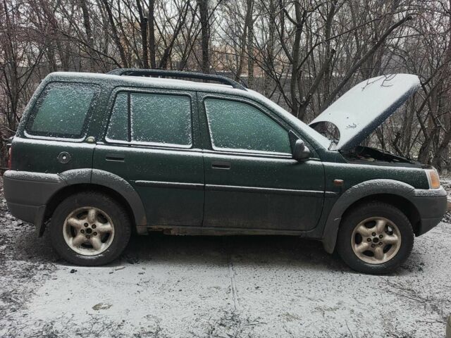 Зелений Ленд Ровер Freelander, об'ємом двигуна 2 л та пробігом 300 тис. км за 1300 $, фото 1 на Automoto.ua