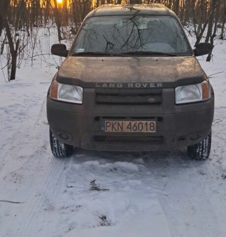 Зелений Ленд Ровер Freelander, об'ємом двигуна 2 л та пробігом 330 тис. км за 2800 $, фото 1 на Automoto.ua