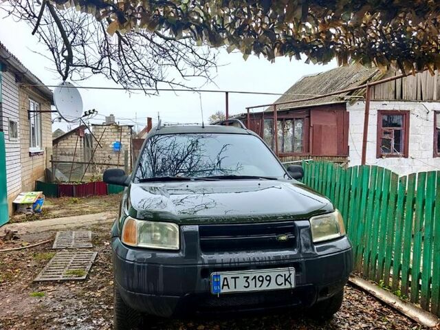 Зеленый Ленд Ровер Фрилендер, объемом двигателя 2 л и пробегом 300 тыс. км за 3750 $, фото 1 на Automoto.ua