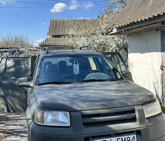 Зелений Ленд Ровер Freelander, об'ємом двигуна 2 л та пробігом 289 тис. км за 3900 $, фото 1 на Automoto.ua