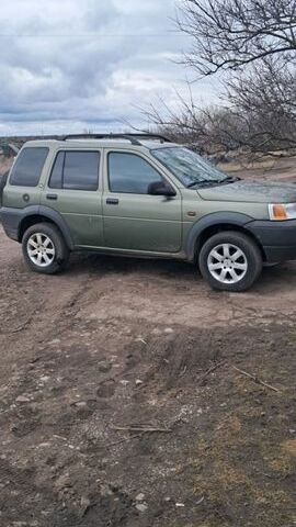 Зелений Ленд Ровер Freelander, об'ємом двигуна 2 л та пробігом 278 тис. км за 3800 $, фото 1 на Automoto.ua