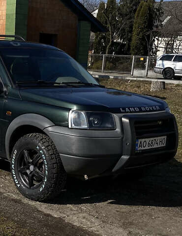 Зеленый Ленд Ровер Фрилендер, объемом двигателя 1.95 л и пробегом 412 тыс. км за 5800 $, фото 1 на Automoto.ua