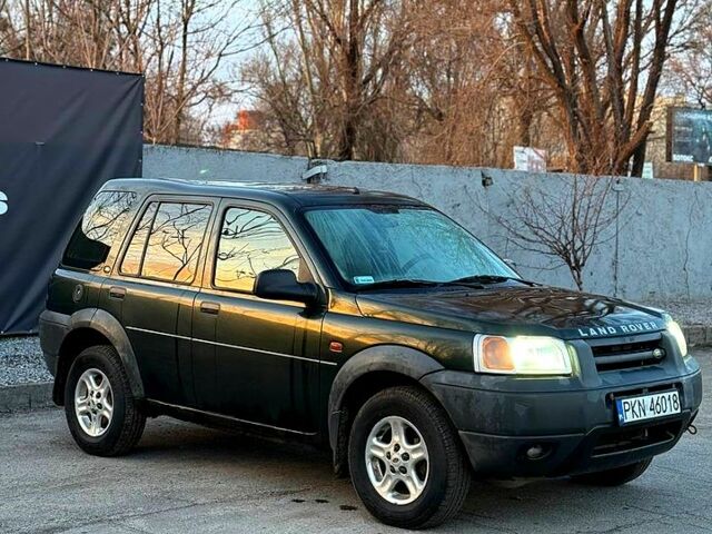 Зеленый Ленд Ровер Фрилендер, объемом двигателя 2 л и пробегом 300 тыс. км за 2600 $, фото 1 на Automoto.ua