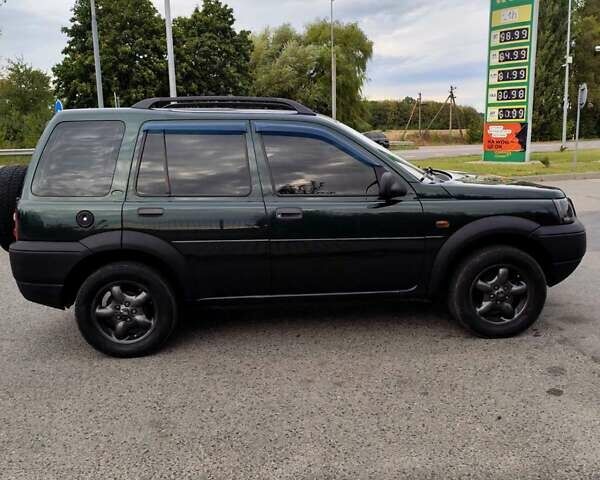Зелений Ленд Ровер Freelander, об'ємом двигуна 1.95 л та пробігом 260 тис. км за 5800 $, фото 1 на Automoto.ua