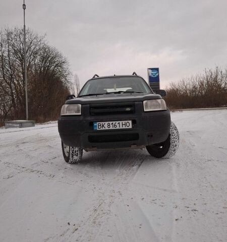 Зеленый Ленд Ровер Фрилендер, объемом двигателя 1.95 л и пробегом 220 тыс. км за 3200 $, фото 1 на Automoto.ua