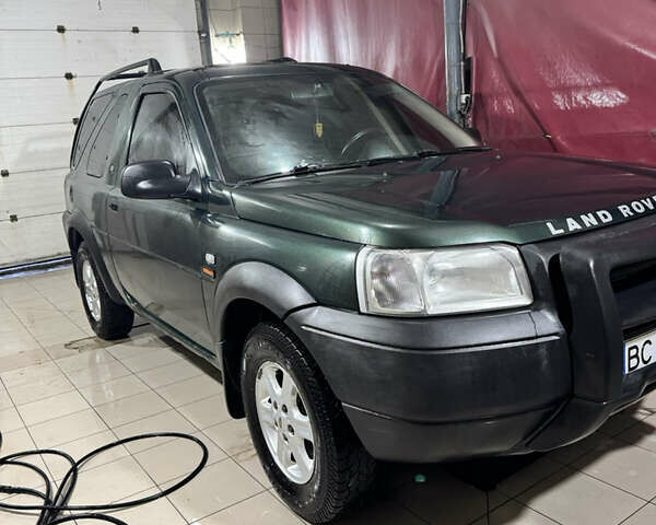 Зеленый Ленд Ровер Фрилендер, объемом двигателя 1.95 л и пробегом 220 тыс. км за 4500 $, фото 1 на Automoto.ua
