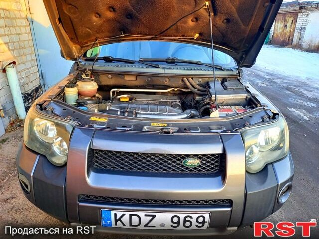 Зелений Ленд Ровер Freelander, об'ємом двигуна 20 л та пробігом 0 тис. км за 4300 $, фото 1 на Automoto.ua