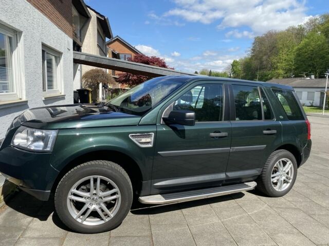 Ленд Ровер Freelander 2010 у Чернівцях на Automoto.ua Зелений Ленд Ровер Freelander, об'ємом двигуна 2.2 л та пробігом 260 тис. км за 12000 $, фото 1 на Automoto.ua