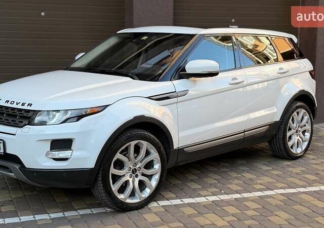 Белый Ленд Ровер Рендж Ровер Эвок, объемом двигателя 2 л и пробегом 142 тыс. км за 13750 $, фото 1 на Automoto.ua