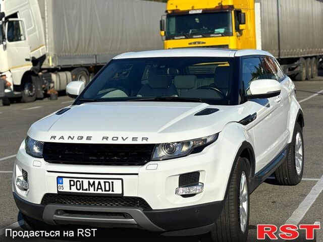 Белый Ленд Ровер Рендж Ровер Эвок, объемом двигателя 2 л и пробегом 135 тыс. км за 17000 $, фото 1 на Automoto.ua