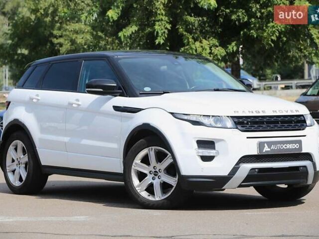 Белый Ленд Ровер Рендж Ровер Эвок, объемом двигателя 2.18 л и пробегом 176 тыс. км за 19500 $, фото 1 на Automoto.ua