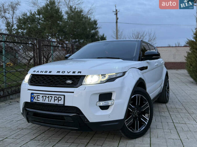 Белый Ленд Ровер Рендж Ровер Эвок, объемом двигателя 2.18 л и пробегом 193 тыс. км за 19500 $, фото 1 на Automoto.ua