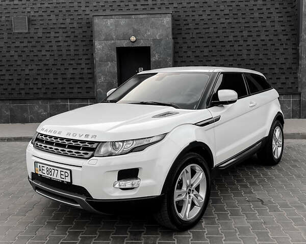 Білий Ленд Ровер Рендж Ровер Евок, об'ємом двигуна 2.18 л та пробігом 190 тис. км за 19200 $, фото 1 на Automoto.ua