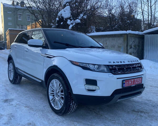Белый Ленд Ровер Рендж Ровер Эвок, объемом двигателя 2 л и пробегом 180 тыс. км за 11900 $, фото 1 на Automoto.ua