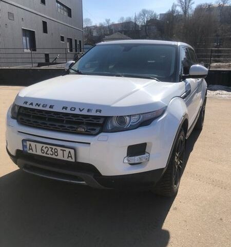 Белый Ленд Ровер Рендж Ровер Эвок, объемом двигателя 2 л и пробегом 245 тыс. км за 16300 $, фото 1 на Automoto.ua