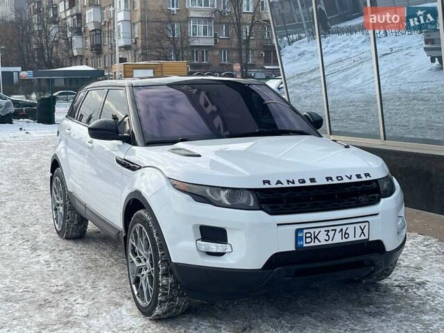 Белый Ленд Ровер Рендж Ровер Эвок, объемом двигателя 2 л и пробегом 125 тыс. км за 17900 $, фото 1 на Automoto.ua