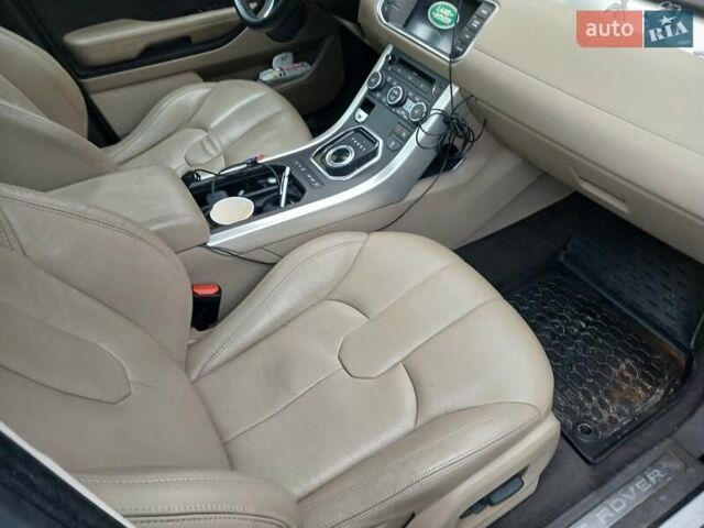 Білий Ленд Ровер Рендж Ровер Евок, об'ємом двигуна 2 л та пробігом 113 тис. км за 23500 $, фото 1 на Automoto.ua