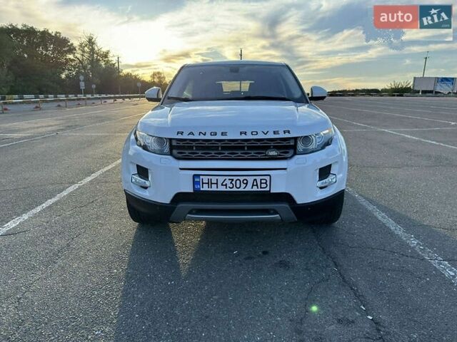 Белый Ленд Ровер Рендж Ровер Эвок, объемом двигателя 2 л и пробегом 160 тыс. км за 17800 $, фото 1 на Automoto.ua