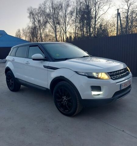 Белый Ленд Ровер Рендж Ровер Эвок, объемом двигателя 2.18 л и пробегом 197 тыс. км за 18300 $, фото 1 на Automoto.ua