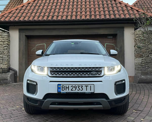 Білий Ленд Ровер Рендж Ровер Евок, об'ємом двигуна 2 л та пробігом 153 тис. км за 24800 $, фото 1 на Automoto.ua