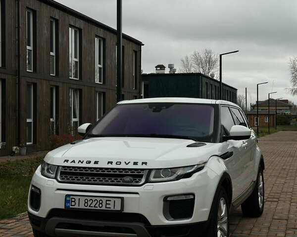 Белый Ленд Ровер Рендж Ровер Эвок, объемом двигателя 2 л и пробегом 130 тыс. км за 21900 $, фото 1 на Automoto.ua