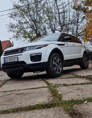 Белый Ленд Ровер Рендж Ровер Эвок, объемом двигателя 2 л и пробегом 86 тыс. км за 26200 $, фото 1 на Automoto.ua