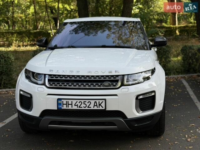 Білий Ленд Ровер Рендж Ровер Евок, об'ємом двигуна 2 л та пробігом 146 тис. км за 18900 $, фото 1 на Automoto.ua