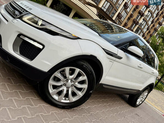 Білий Ленд Ровер Рендж Ровер Евок, об'ємом двигуна 0 л та пробігом 90 тис. км за 20450 $, фото 1 на Automoto.ua