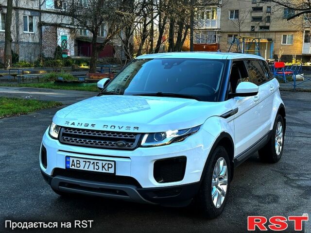 Белый Ленд Ровер Рендж Ровер Эвок, объемом двигателя 2 л и пробегом 140 тыс. км за 23500 $, фото 1 на Automoto.ua