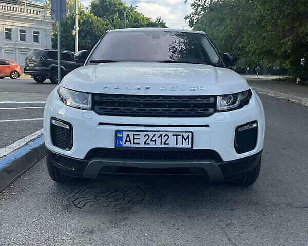 Белый Ленд Ровер Рендж Ровер Эвок, объемом двигателя 2 л и пробегом 79 тыс. км за 16000 $, фото 1 на Automoto.ua