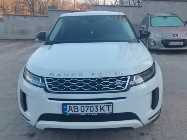 Белый Ленд Ровер Рендж Ровер Эвок, объемом двигателя 2 л и пробегом 107 тыс. км за 26900 $, фото 1 на Automoto.ua