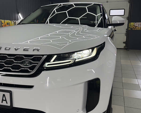 Белый Ленд Ровер Рендж Ровер Эвок, объемом двигателя 2 л и пробегом 57 тыс. км за 30899 $, фото 1 на Automoto.ua