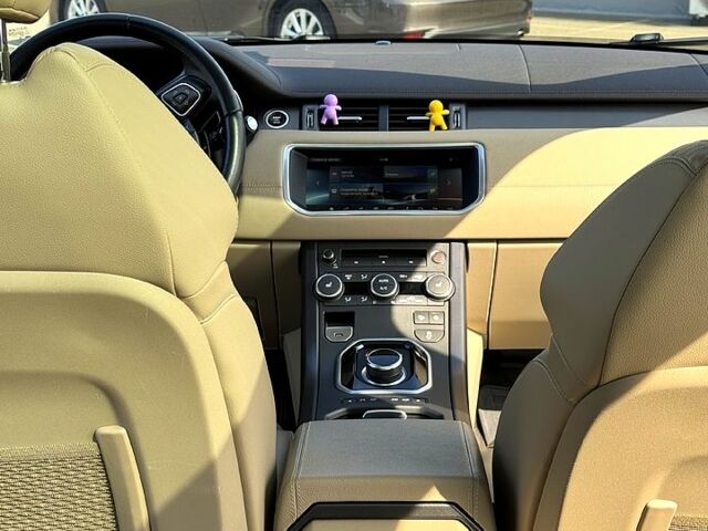 Чорний Ленд Ровер Рендж Ровер Евок, об'ємом двигуна 2 л та пробігом 70 тис. км за 27000 $, фото 1 на Automoto.ua