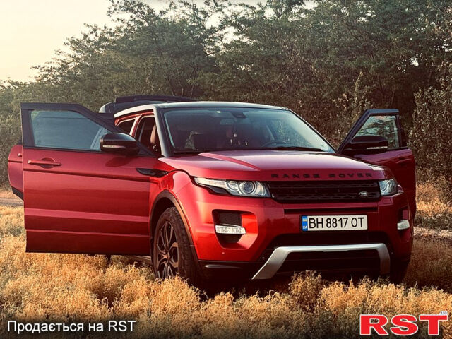 Красный Ленд Ровер Рендж Ровер Эвок, объемом двигателя 2.2 л и пробегом 143 тыс. км за 17999 $, фото 1 на Automoto.ua