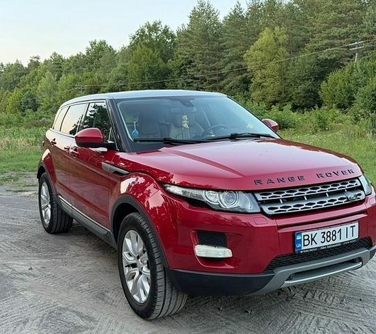 Червоний Ленд Ровер Рендж Ровер Евок, об'ємом двигуна 2.2 л та пробігом 250 тис. км за 17300 $, фото 1 на Automoto.ua