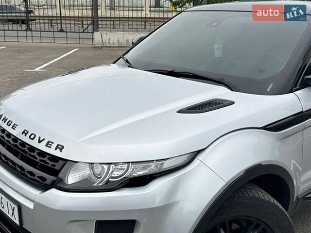Сірий Ленд Ровер Рендж Ровер Евок, об'ємом двигуна 2.2 л та пробігом 142 тис. км за 16600 $, фото 1 на Automoto.ua