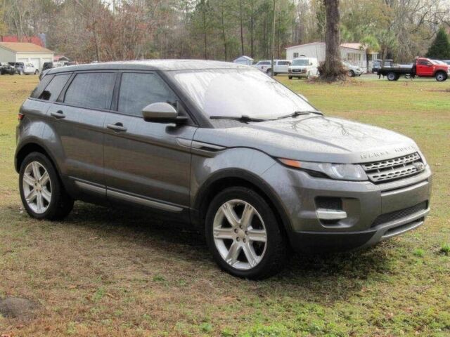 Сірий Ленд Ровер Рендж Ровер Евок, об'ємом двигуна 2 л та пробігом 70 тис. км за 8800 $, фото 1 на Automoto.ua