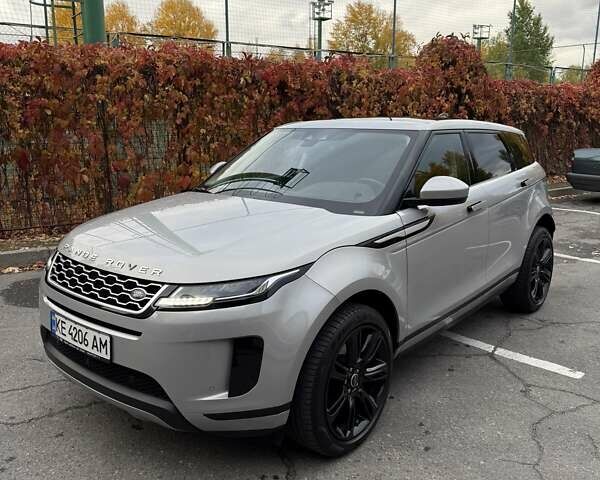 Ленд Ровер Рендж Ровер Эвок 2019 в Днепре (Днепропетровске) на Automoto.ua Серый Ленд Ровер Рендж Ровер Эвок, объемом двигателя 2 л и пробегом 106 тыс. км за 35999 $, фото 1 на Automoto.ua