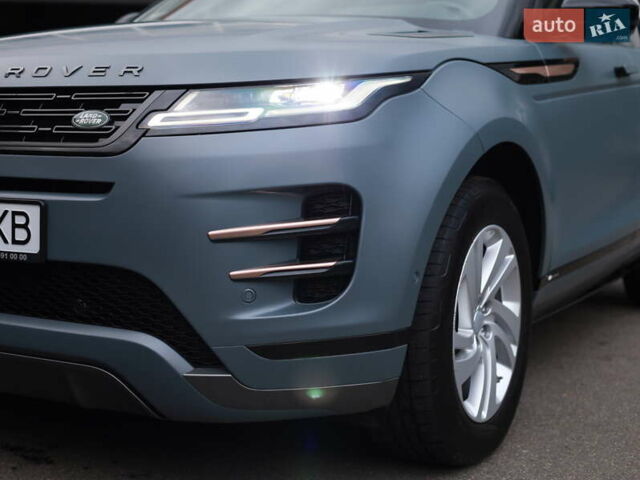 Ленд Ровер Рендж Ровер Эвок 2020 в Киеве на Automoto.ua Серый Ленд Ровер Рендж Ровер Эвок, объемом двигателя 2 л и пробегом 38 тыс. км за 46500 $, фото 1 на Automoto.ua