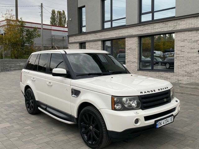 Білий Ленд Ровер Range Rover Sport, об'ємом двигуна 2.7 л та пробігом 269 тис. км за 7800 $, фото 1 на Automoto.ua
