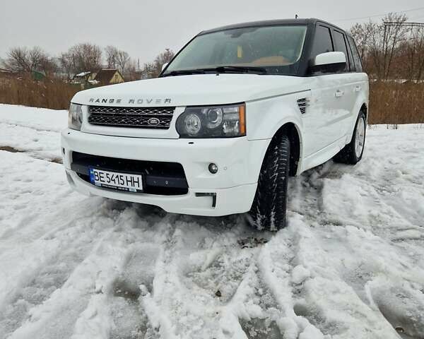 Белый Ленд Ровер Рендж Ровер Спорт, объемом двигателя 5 л и пробегом 170 тыс. км за 13333 $, фото 1 на Automoto.ua