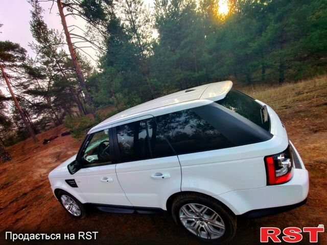 Белый Ленд Ровер Рендж Ровер Спорт, объемом двигателя 3 л и пробегом 218 тыс. км за 18000 $, фото 1 на Automoto.ua