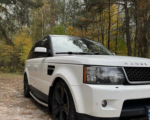 Білий Ленд Ровер Range Rover Sport, об'ємом двигуна 3 л та пробігом 237 тис. км за 16000 $, фото 1 на Automoto.ua