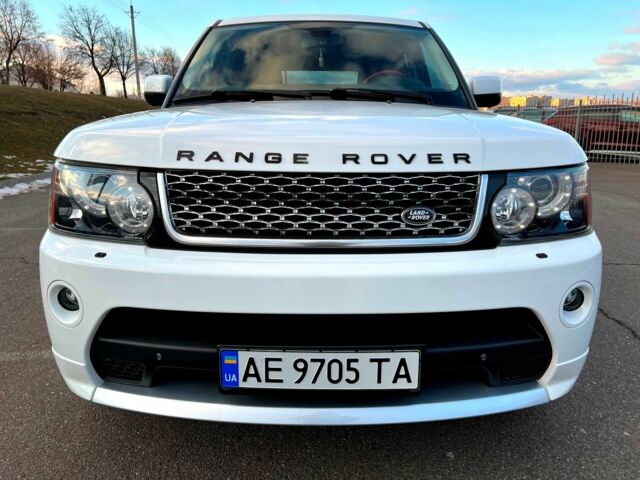 Білий Ленд Ровер Range Rover Sport, об'ємом двигуна 0 л та пробігом 1 тис. км за 25500 $, фото 1 на Automoto.ua