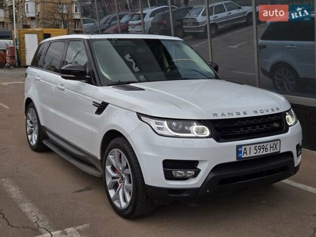 Белый Ленд Ровер Рендж Ровер Спорт, объемом двигателя 5 л и пробегом 122 тыс. км за 34500 $, фото 1 на Automoto.ua