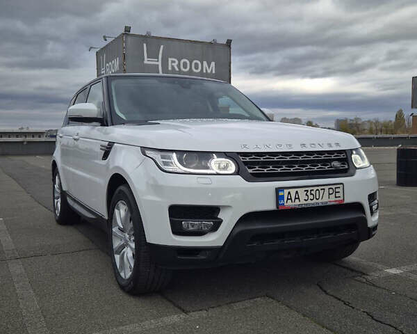 Белый Ленд Ровер Рендж Ровер Спорт, объемом двигателя 2.99 л и пробегом 180 тыс. км за 29400 $, фото 1 на Automoto.ua