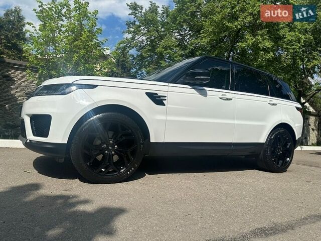 Білий Ленд Ровер Range Rover Sport, об'ємом двигуна 2.99 л та пробігом 117 тис. км за 45000 $, фото 1 на Automoto.ua